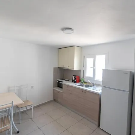 Апартаменти Old Town Comfort By Irini Кос